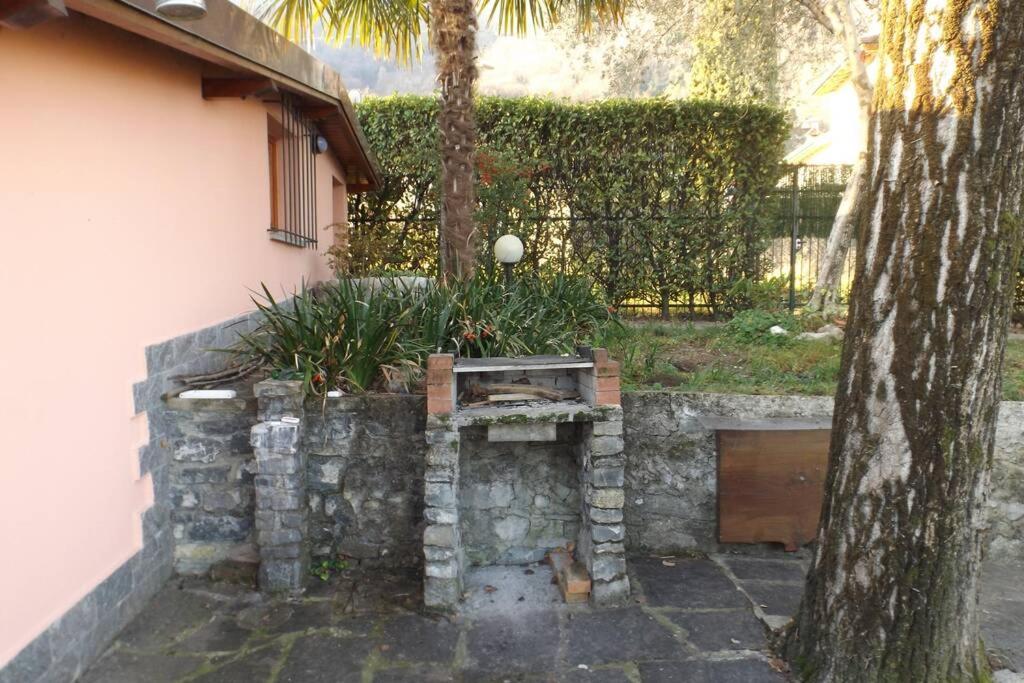 Como Lakeside Cottage - Lakefront Private Garden With Private Access To The Lake Onno Exterior photo
